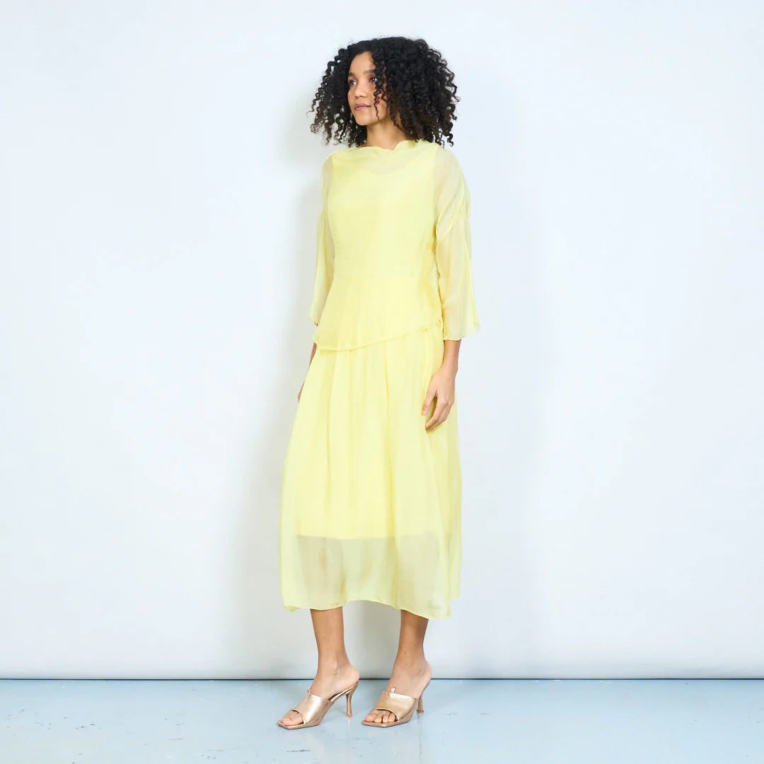 BZNA Kleid  Seidenkleid  Midikleid mit drapiertem Wasserfallausschnitt und fließendem gerafftem Rock oneSize - B Z N A