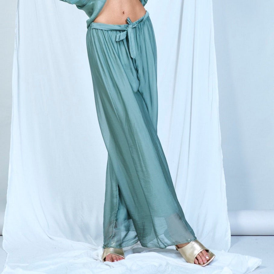 BZNA Hose mit Seide Fließende elastische Taille Chiffon Seidenhose Onesize - B Z N A