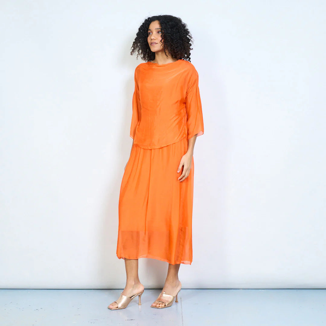 BZNA Kleid  Seidenkleid  Midikleid mit drapiertem Wasserfallausschnitt und fließendem gerafftem Rock oneSize - B Z N A