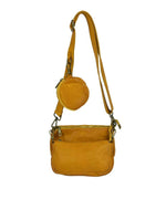 Load image into Gallery viewer, BZNA Bag Ljuba Gelb Clutch Italy Designer Damen Handtasche Schultertasche

