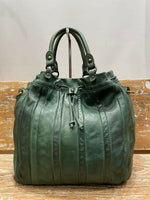 Load image into Gallery viewer, BZNA Bag Thora Grün Italy Designer Damen Handtasche Schultertasche Tasche
