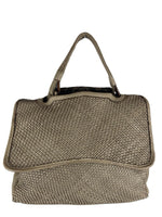 Load image into Gallery viewer, BZNA Bag Lamia Taupe Italy Designer Damen Handtasche Ledertasche Schultertasche
