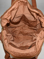 Load image into Gallery viewer, BZNA Trixie cognac Italy Designer Damen Handtasche Schultertasche Tasche Leder
