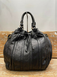 BZNA Bag Thora Schwarz Italy Designer Damen Handtasche Schultertasche Tasche