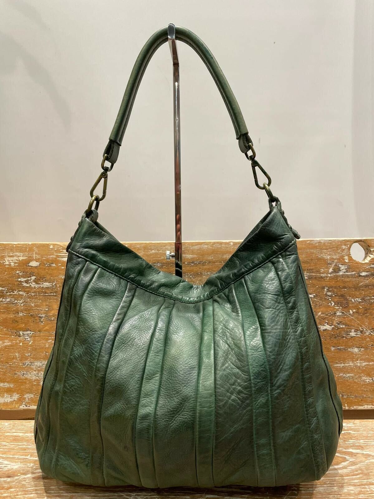 BZNA Bag Lennja Grün Italy Designer Damen Handtasche Schultertasche Tasche